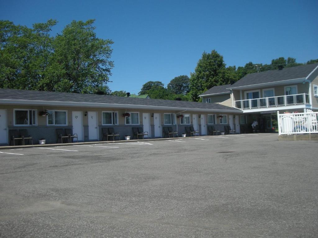 Motel Chevalier Квебек Экстерьер фото