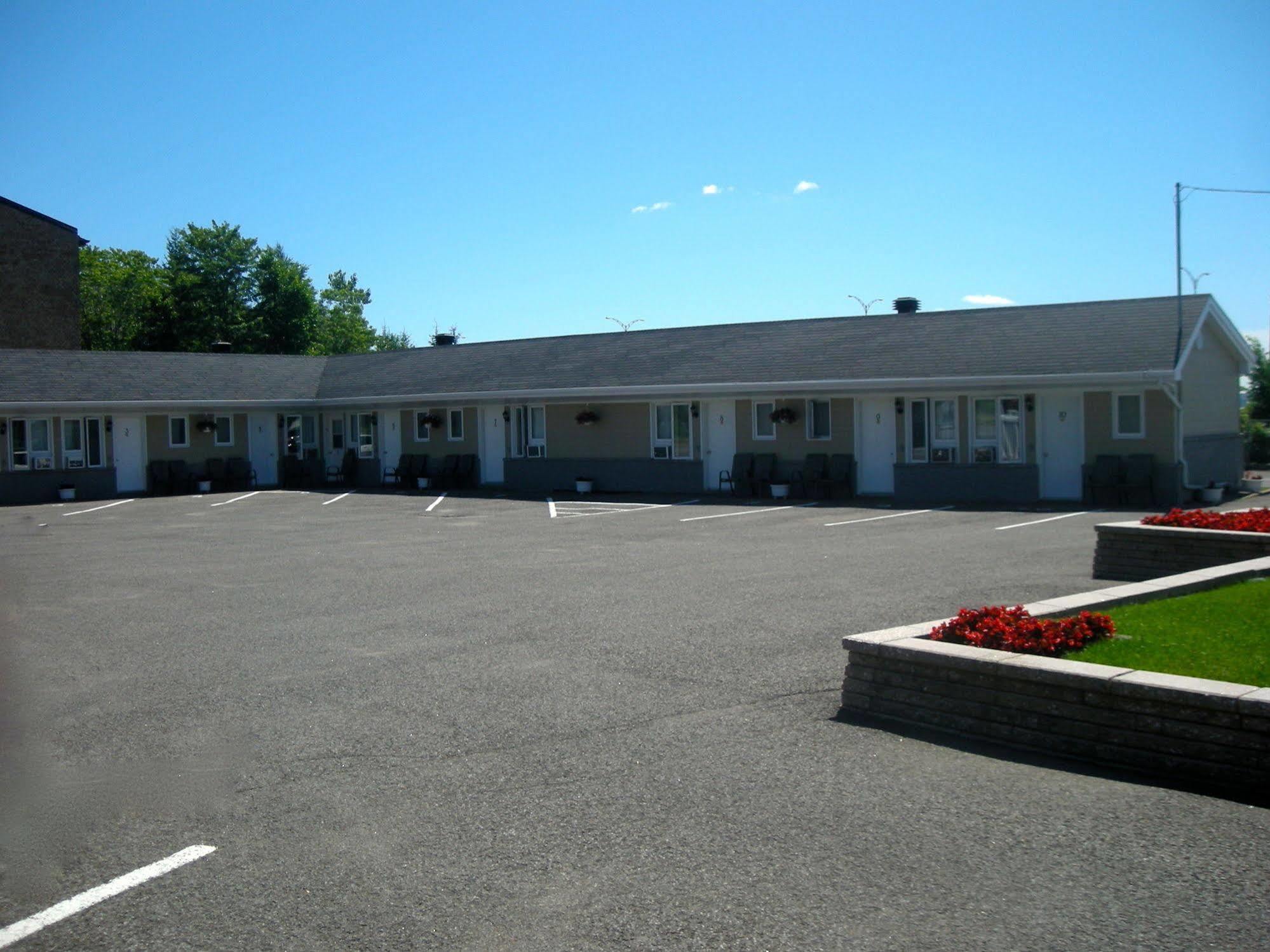 Motel Chevalier Квебек Экстерьер фото